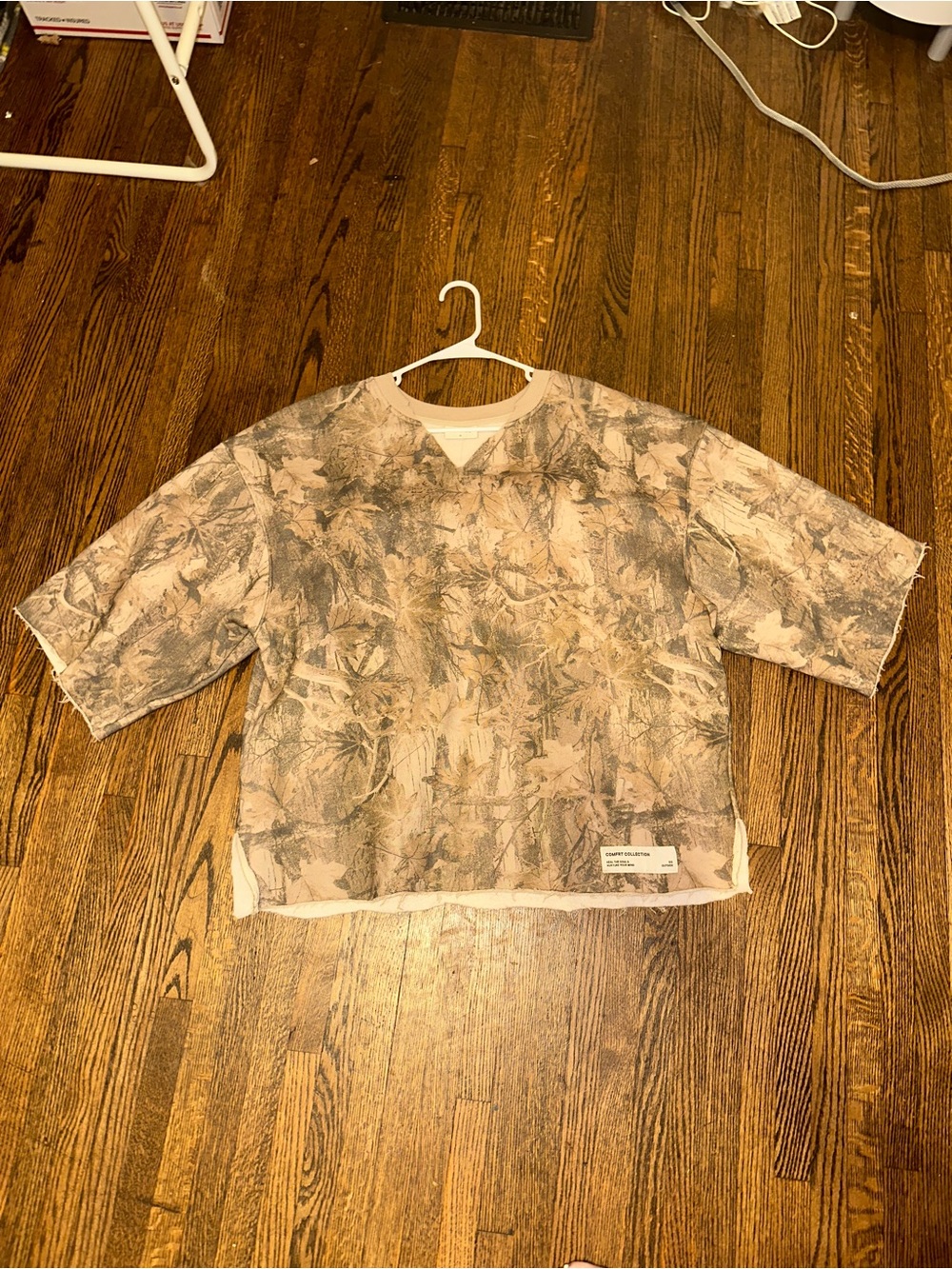 Comfrt Collection Camo sweatshirt cut/altered sleeves and bottom